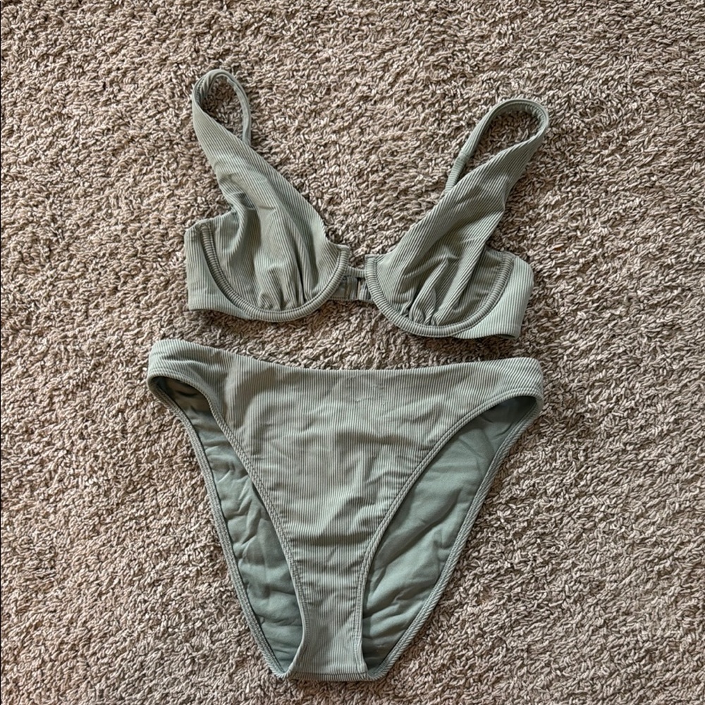 Abercrombie & Fitch Ribbed Bikini in Soft Green